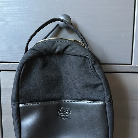 Mini Backpack! - Picture 3 of 3